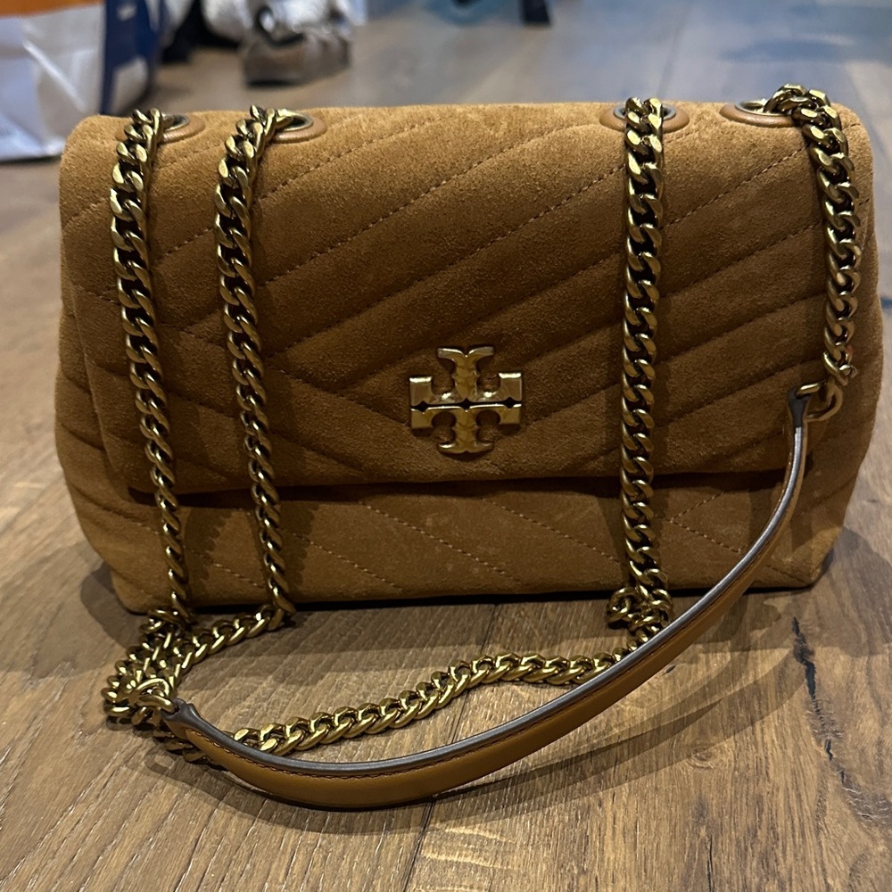 Tory Burch Kira Brown Quilted Shoulder Bag - Picture 4 of 5
